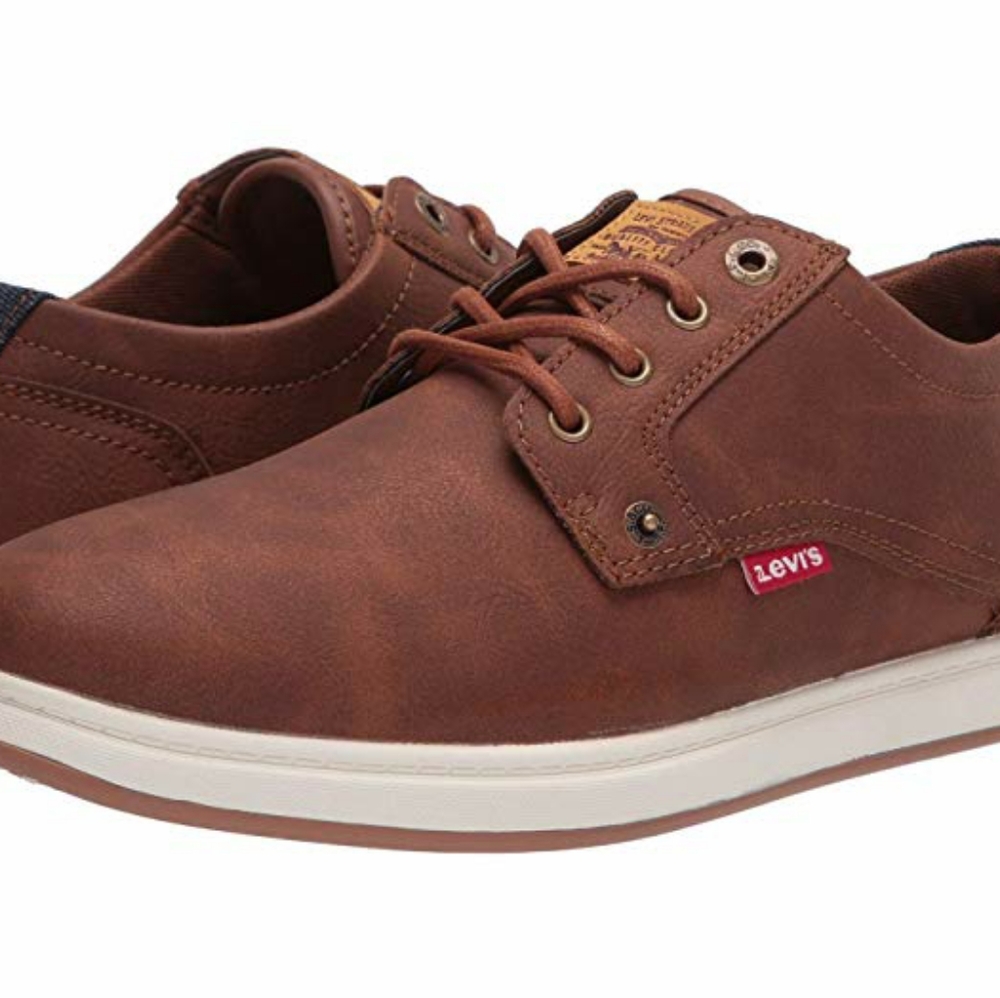 NWT Mens Levi Comfort Casual Shoes